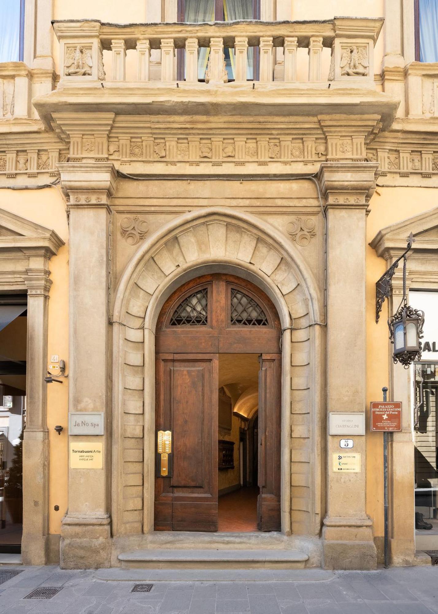 Tb-One Bedroom Luxury Apartment In The Fashion District Florence Exterior photo